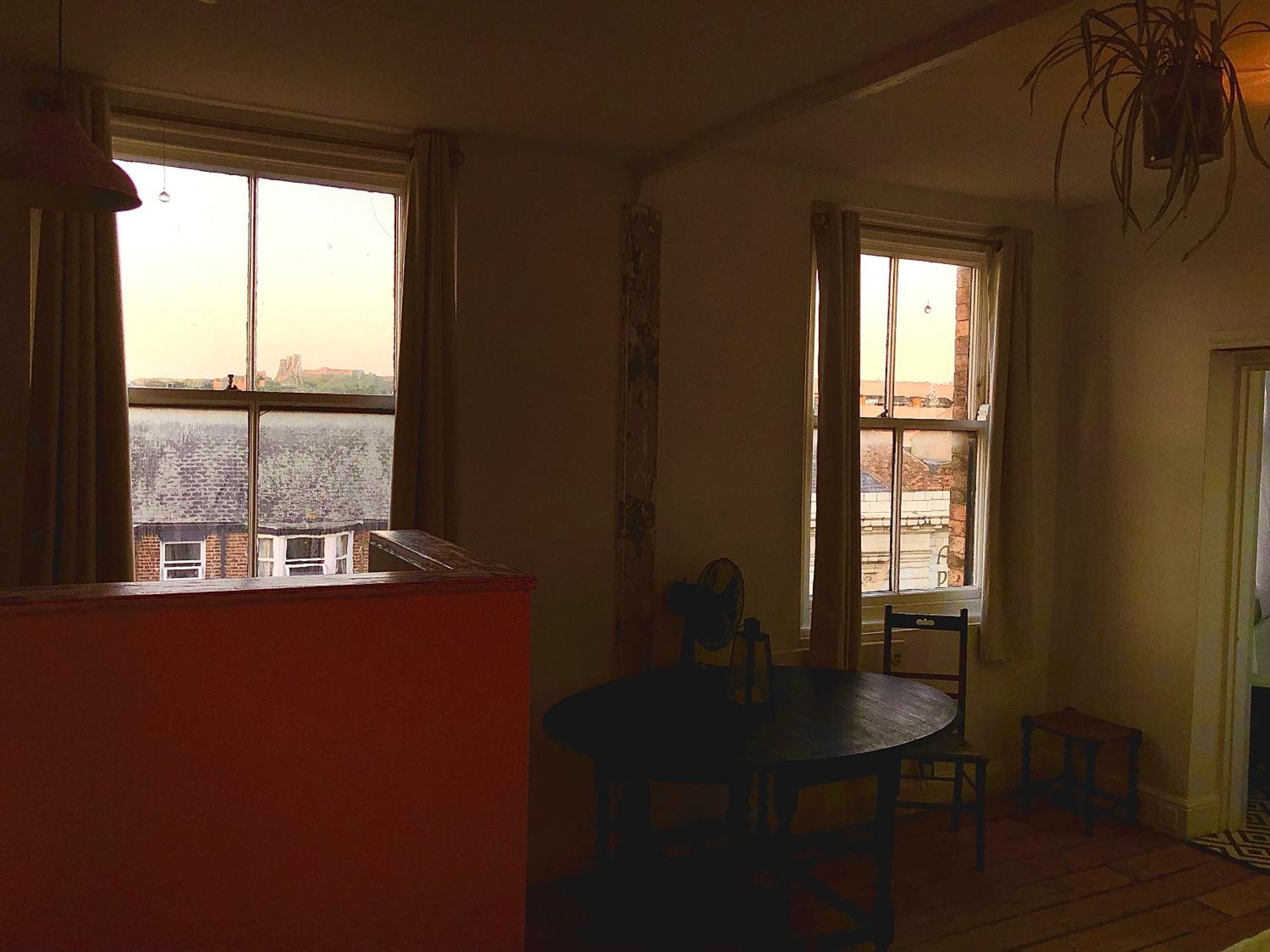 New! Castle View Studio Apartment Scarborough Bagian luar foto