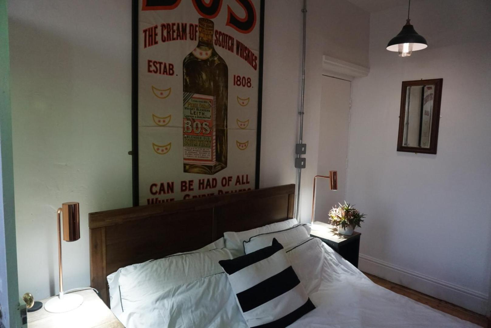 New! Castle View Studio Apartment Scarborough Bagian luar foto